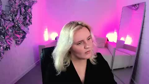 Snapshot of katybriggs chatting on June 25, 2026, 5:34 am Katy online show from June 25, 2026, 5:34 am