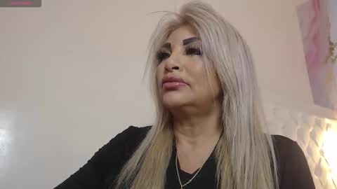 katy  online show from September 22, 2025, 7:16 pm