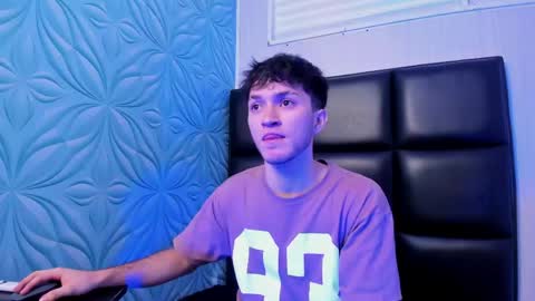 Snapshot of kavencastro chatting on May 13, 2026, 1:47 am kavencastro online show from May 13, 2026, 1:47 am