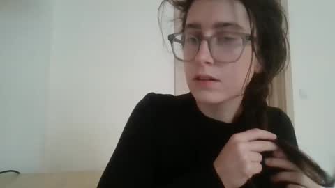 Snapshot of kawaii_snowflake chatting on November 30, 2025, 12:53 pm kawaii snowflake online show from November 30, 2025, 12:53 pm