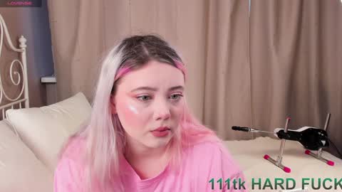 Snapshot of kawaii_yuki chatting on January 20, 2025, 8:41 am Yuki online show from January 20, 2025, 8:41 am