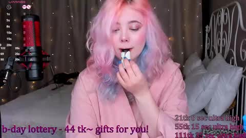 Snapshot of kawaii_yuki chatting on February 28, 2025, 11:58 am Yuki online show from February 28, 2025, 11:58 am