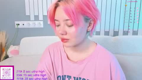 Snapshot of kawaii_yuki chatting on October 13, 2025, 6:57 am Yuki online show from October 13, 2025, 6:57 am