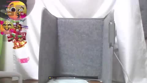 Snapshot of kawaiikuma2839 chatting on December 5, 2024, 11:18 pm kuma online show from December 5, 2024, 11:18 pm