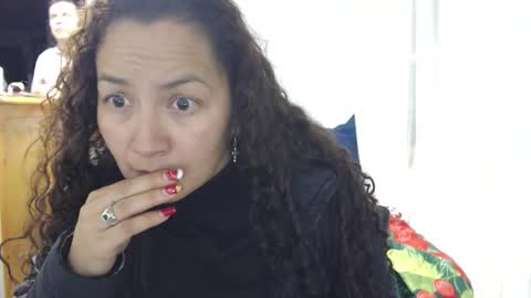  Khawit  online show from January 14, 2026, 3:23 am