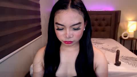 kaycee_wild online show from February 9, 2025, 1:46 pm
