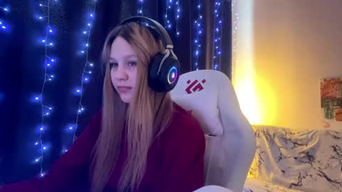 Snapshot of kayceefroehner chatting on May 28, 2026, 6:00 am Amia online show from May 28, 2026, 6:00 am