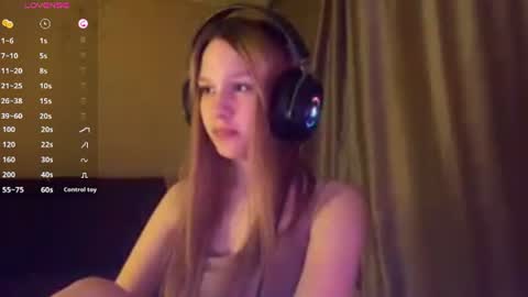 Snapshot of kayceefroehner chatting on June 23, 2026, 4:16 pm Amia online show from June 23, 2026, 4:16 pm