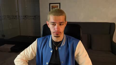 Snapshot of kaydendrew chatting on April 7, 2026, 4:13 am KaydenDrew online show from April 7, 2026, 4:13 am