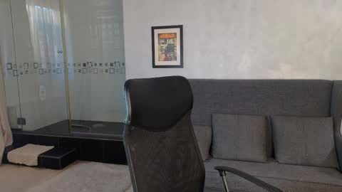 Snapshot of kaydendrew chatting on April 9, 2026, 4:45 am KaydenDrew online show from April 9, 2026, 4:45 am