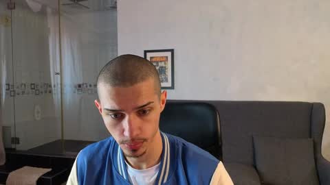 Snapshot of kaydendrew chatting on April 10, 2026, 10:53 am KaydenDrew online show from April 10, 2026, 10:53 am