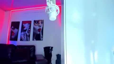 Snapshot of kayilyn chatting on January 24, 2025, 4:49 pm CAMILA online show from January 24, 2025, 4:49 pm