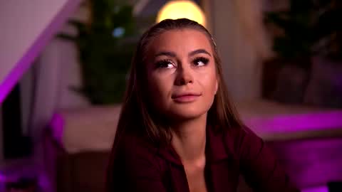 kaylabray online show from September 26, 2025, 2:48 am