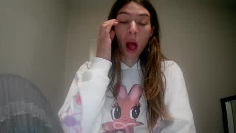 Snapshot of kaylaelizabeth97 chatting on April 19, 2026, 8:24 am kaylaelizabeth97 online show from April 19, 2026, 8:24 am