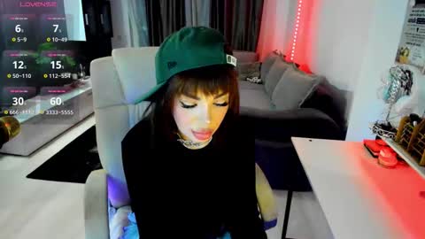 Snapshot of kaylee____77 chatting on November 14, 2025, 5:44 pm kaylee online show from November 14, 2025, 5:44 pm