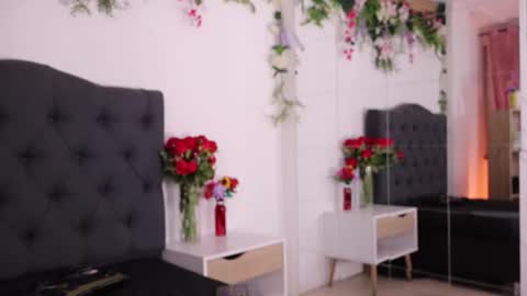 kaylee_lee online show from February 13, 2026, 4:41 am