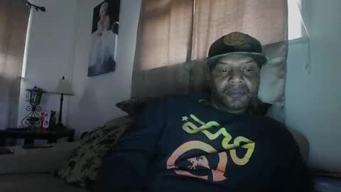 Snapshot of kayleekakesnslim chatting on February 27, 2025, 11:37 pm kaylee kakes online show from February 27, 2025, 11:37 pm