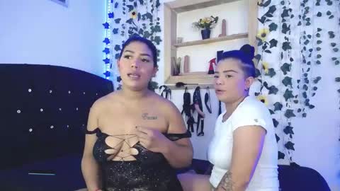 Snapshot of kaylie_and_dakota_ chatting on October 21, 2025, 10:49 am kaylie and dakota online show from October 21, 2025, 10:49 am