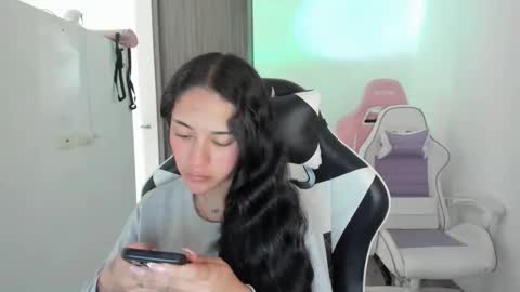 kaylie online show from September 24, 2025, 11:24 am