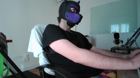 Snapshot of kaywolf89 chatting on March 29, 2026, 3:56 pm Neon online show from March 29, 2026, 3:56 pm