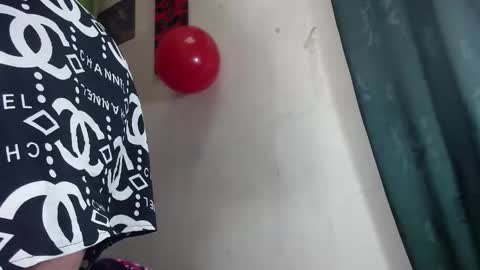 KAZSANDRAH online show from February 12, 2026, 5:13 am