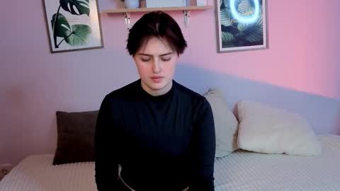 Seb Polly Roxy Jonny online show from February 22, 2026, 8:29 pm