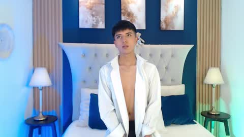 Snapshot of keen_nico chatting on March 1, 2026, 1:02 pm nico online show from March 1, 2026, 1:02 pm