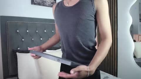 nico online show from March 13, 2026, 12:12 pm