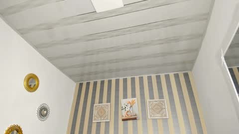 Keila  online show from April 12, 2026, 10:04 pm