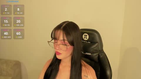 Snapshot of keily_brox chatting on October 12, 2025, 8:19 pm Keily brox online show from October 12, 2025, 8:19 pm