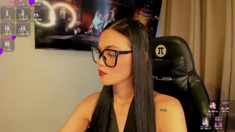 Snapshot of keily_brox chatting on June 14, 2026, 6:54 pm Keily brox online show from June 14, 2026, 6:54 pm