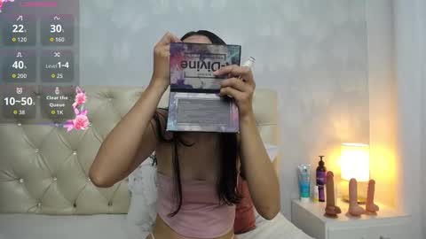 Snapshot of keily_garcia chatting on December 14, 2025, 11:26 am Keily online show from December 14, 2025, 11:26 am