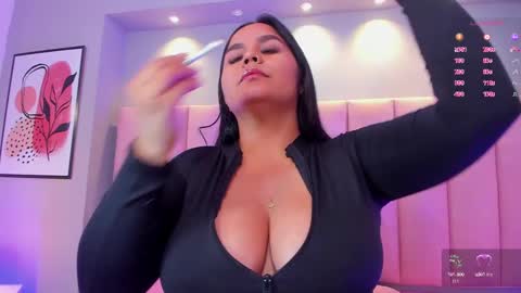 Snapshot of keily_ross1 chatting on February 14, 2025, 9:10 pm Keily Ross online show from February 14, 2025, 9:10 pm