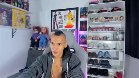 pablo online show from December 3, 2025, 7:49 am