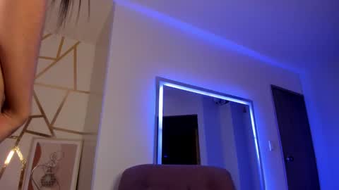 Keira Angel online show from October 8, 2025, 6:44 am