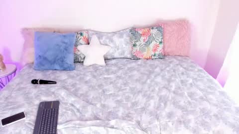 Keisy  online show from March 9, 2025, 4:22 pm