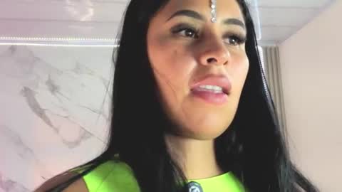 Keisy  online show from June 3, 2026, 2:33 pm
