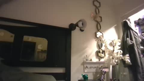 Snapshot of keithross1205 chatting on March 3, 2025, 6:26 am clyde online show from March 3, 2025, 6:26 am