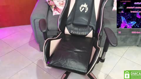 Snapshot of keity_luna chatting on December 12, 2024, 3:16 pm keity_luna online show from December 12, 2024, 3:16 pm