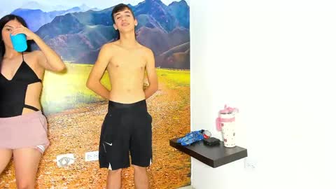 Snapshot of keity_sex20 chatting on June 4, 2026, 10:05 pm VALENTINA-18 NIKOLAI-19 -SEBAS-19 online show from June 4, 2026, 10:05 pm