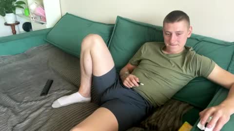 Snapshot of keksik__ chatting on June 2, 2026, 6:37 am keksik__ online show from June 2, 2026, 6:37 am
