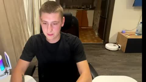 Snapshot of keksik__ chatting on July 18, 2026, 4:33 pm keksik__ online show from July 18, 2026, 4:33 pm