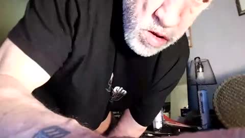 Snapshot of kellasjeffrey chatting on June 14, 2026, 8:11 pm kellasjeffrey online show from June 14, 2026, 8:11 pm