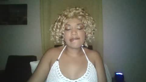 Snapshot of kelliecapri chatting on July 4, 2026, 4:29 am Kellie online show from July 4, 2026, 4:29 am