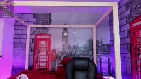 kelly_cute9 online show from June 9, 2026, 10:05 am