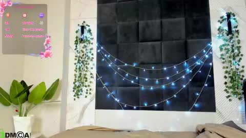 Kelly online show from April 14, 2026, 1:11 am