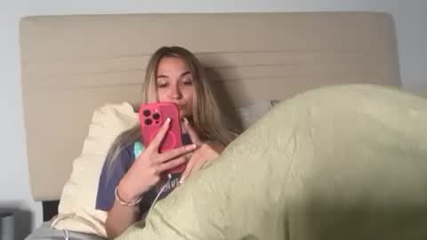 Kelsey Blu online show from May 24, 2026, 11:32 pm
