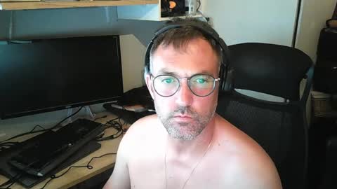kelvin06133 online show from July 5, 2026, 9:22 pm