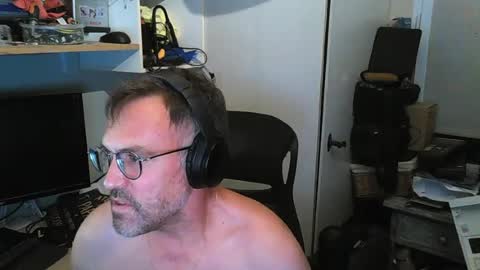 kelvin06133 online show from July 18, 2026, 11:41 pm
