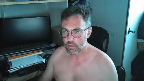 kelvin06133 online show from August 3, 2026, 3:05 pm